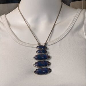 Vintage blue oval designs tower shapes pendant necklace